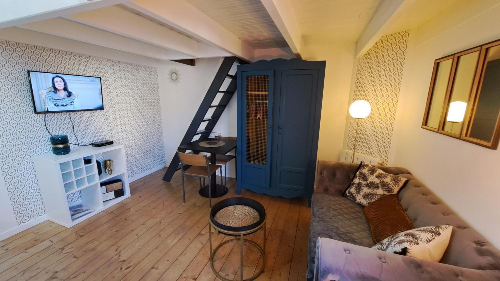 Les Appartements Du 104 생장드몽 외부 사진