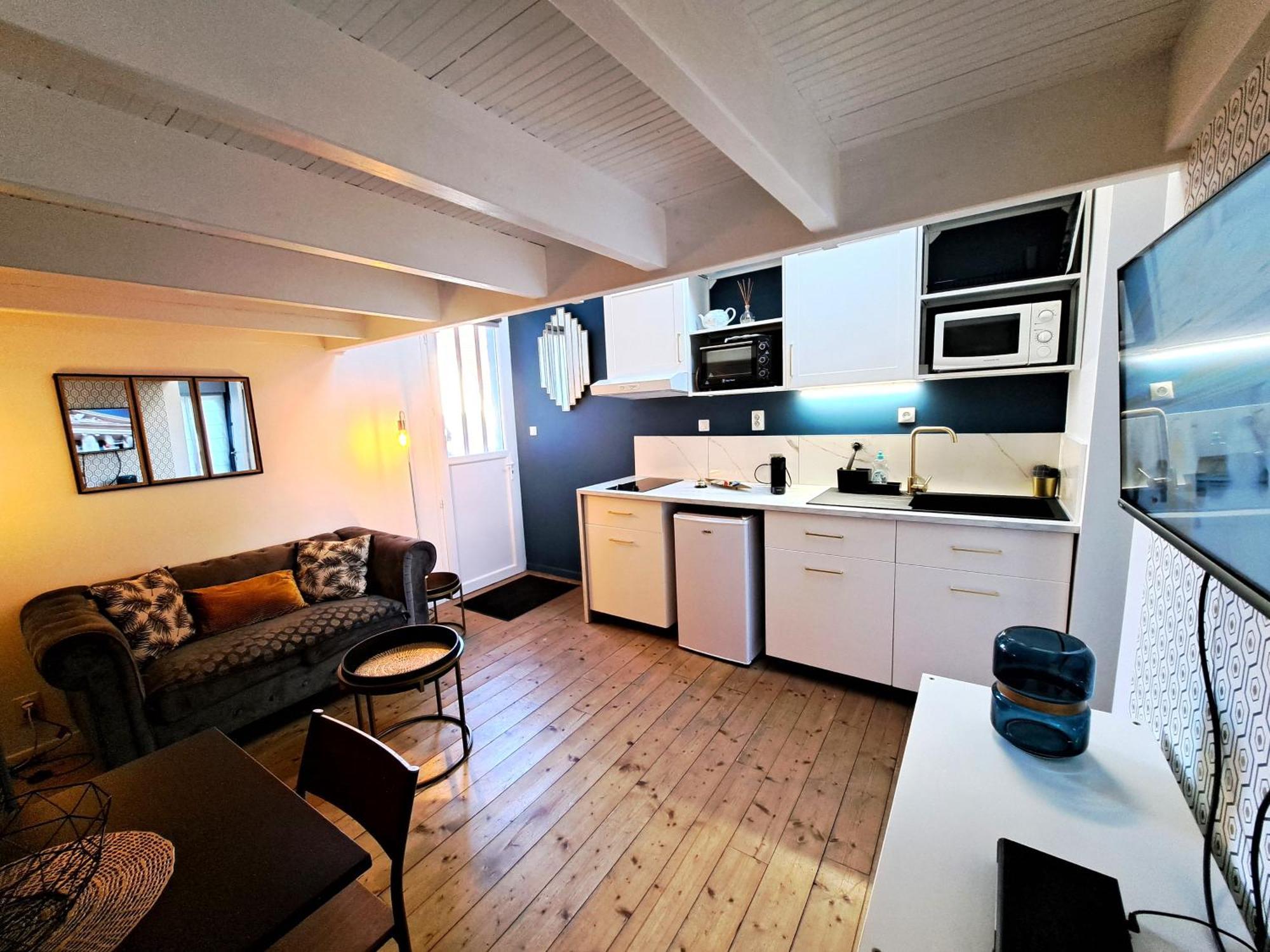 Les Appartements Du 104 생장드몽 외부 사진